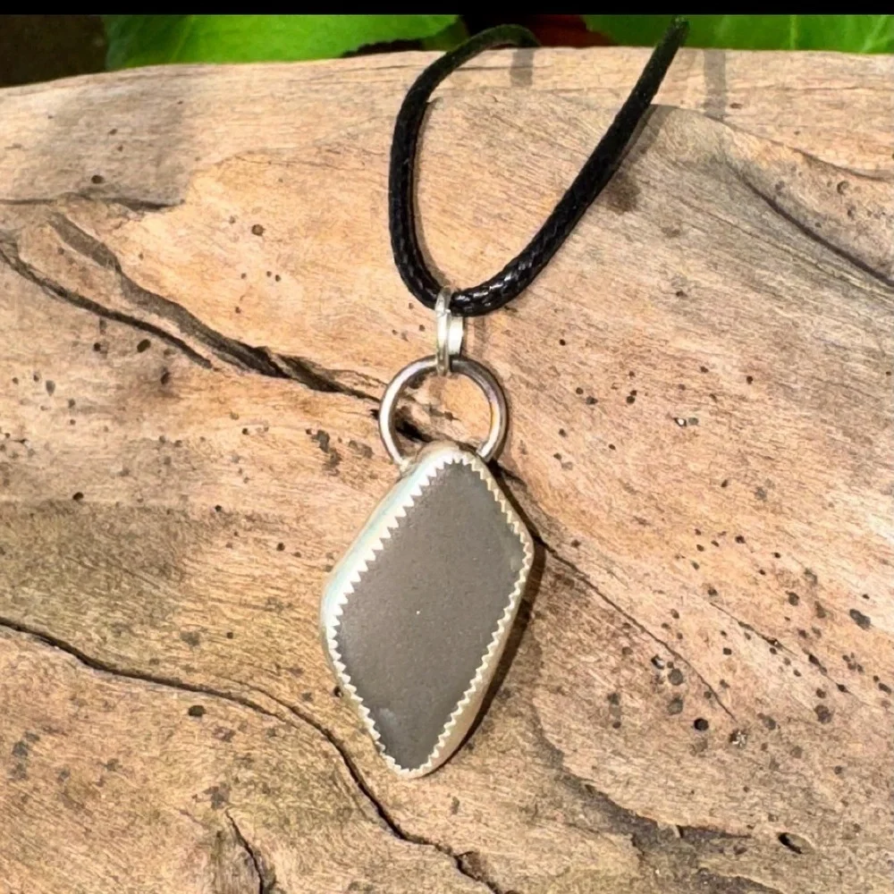 Grey Sea glass Handmade 995 silver soldered necklace beach boho - Picture 1 of 7